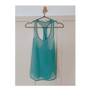Lululemon tank